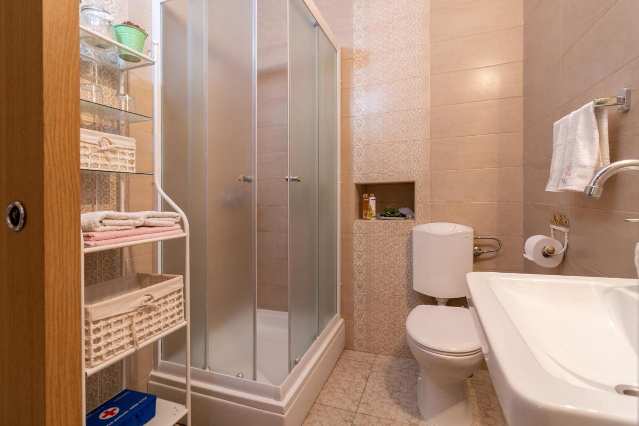 Apartment Tara Kaštela المظهر الخارجي الصورة