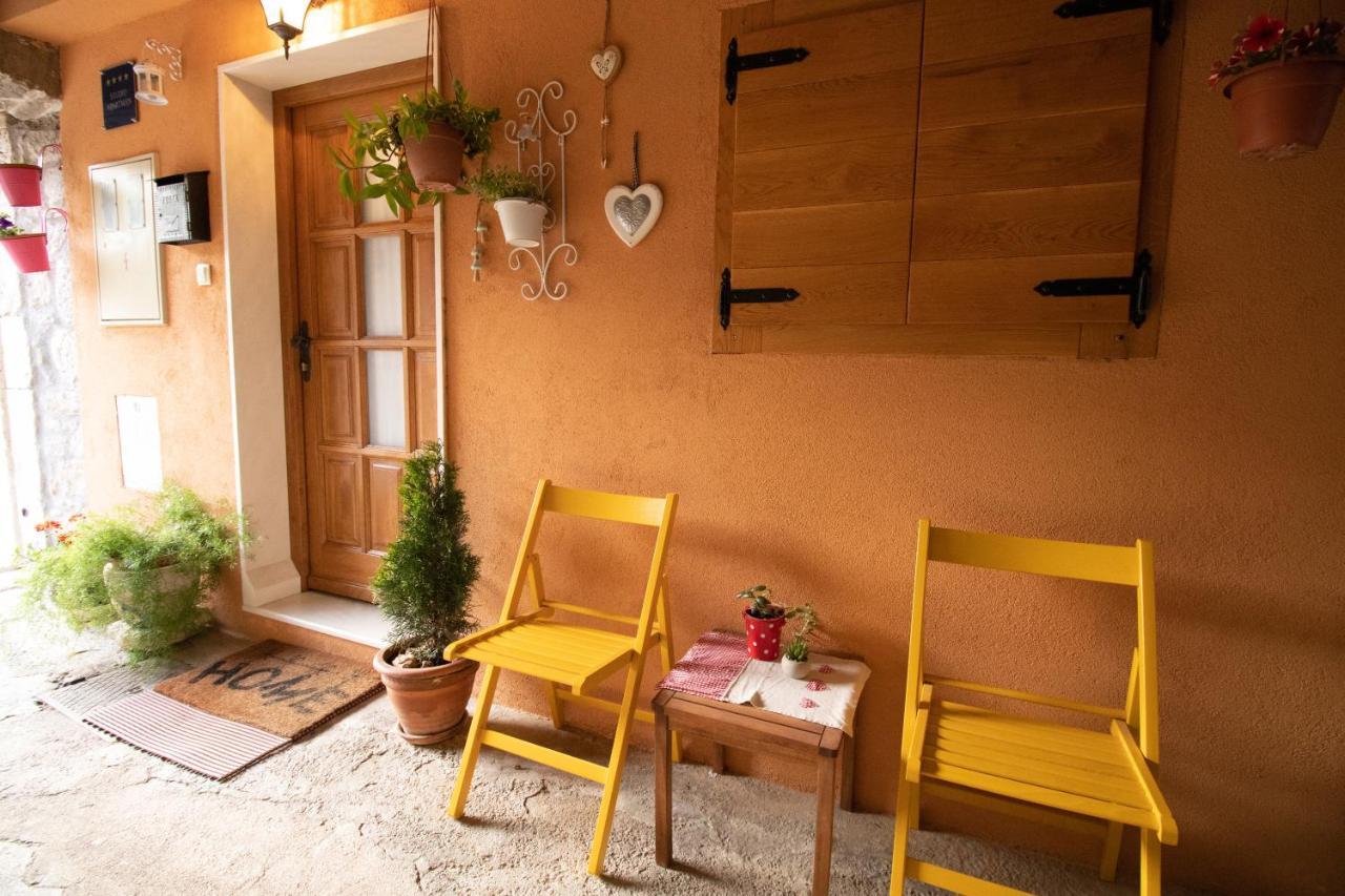 Apartment Tara Kaštela المظهر الخارجي الصورة